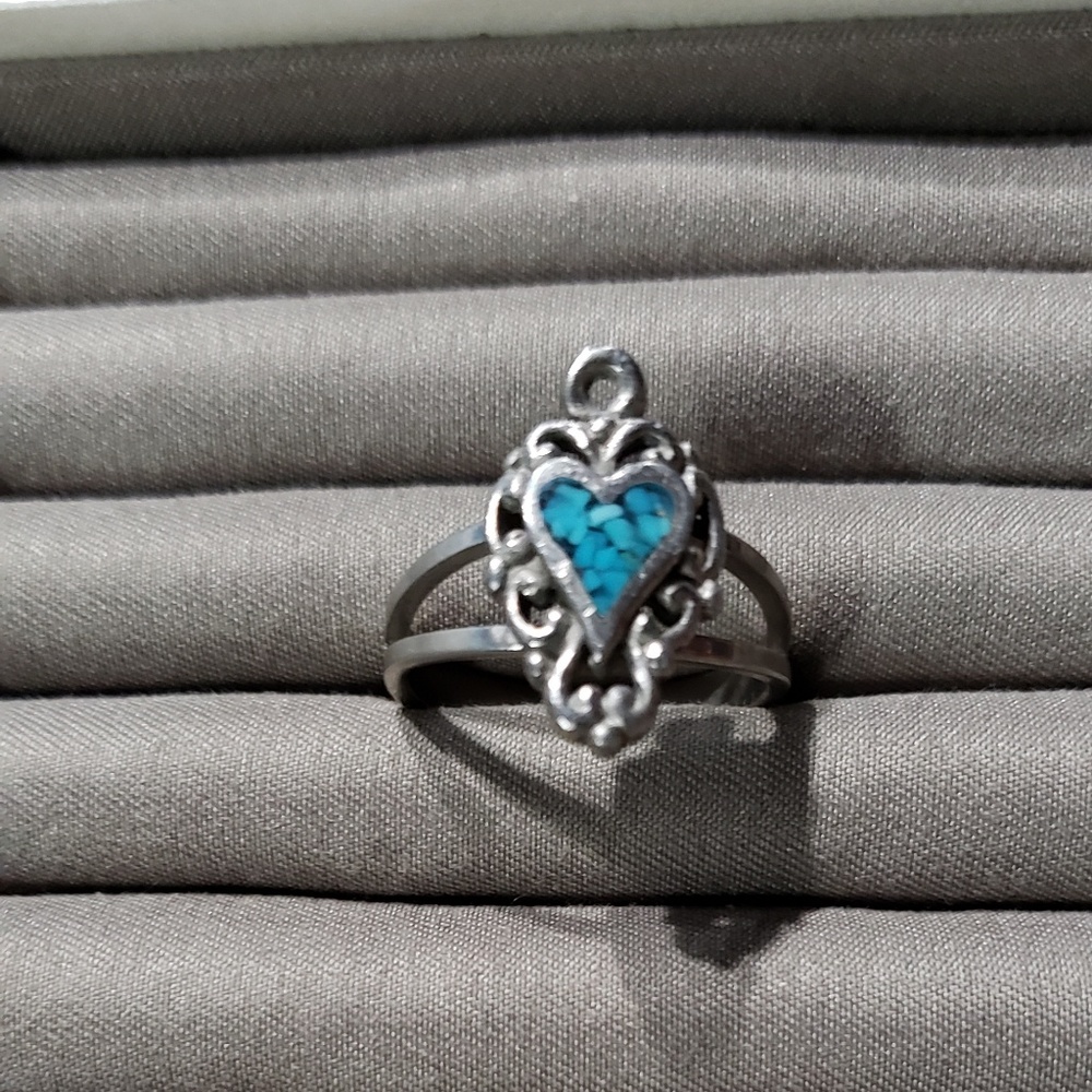 Fashion ring